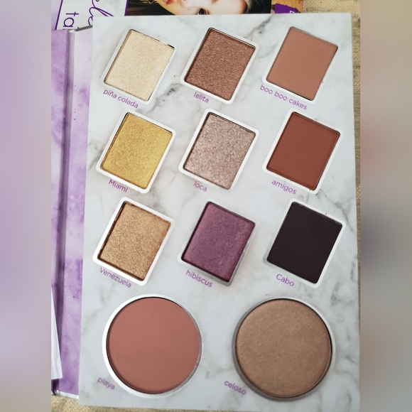 Makeup - Picture 3 of 4